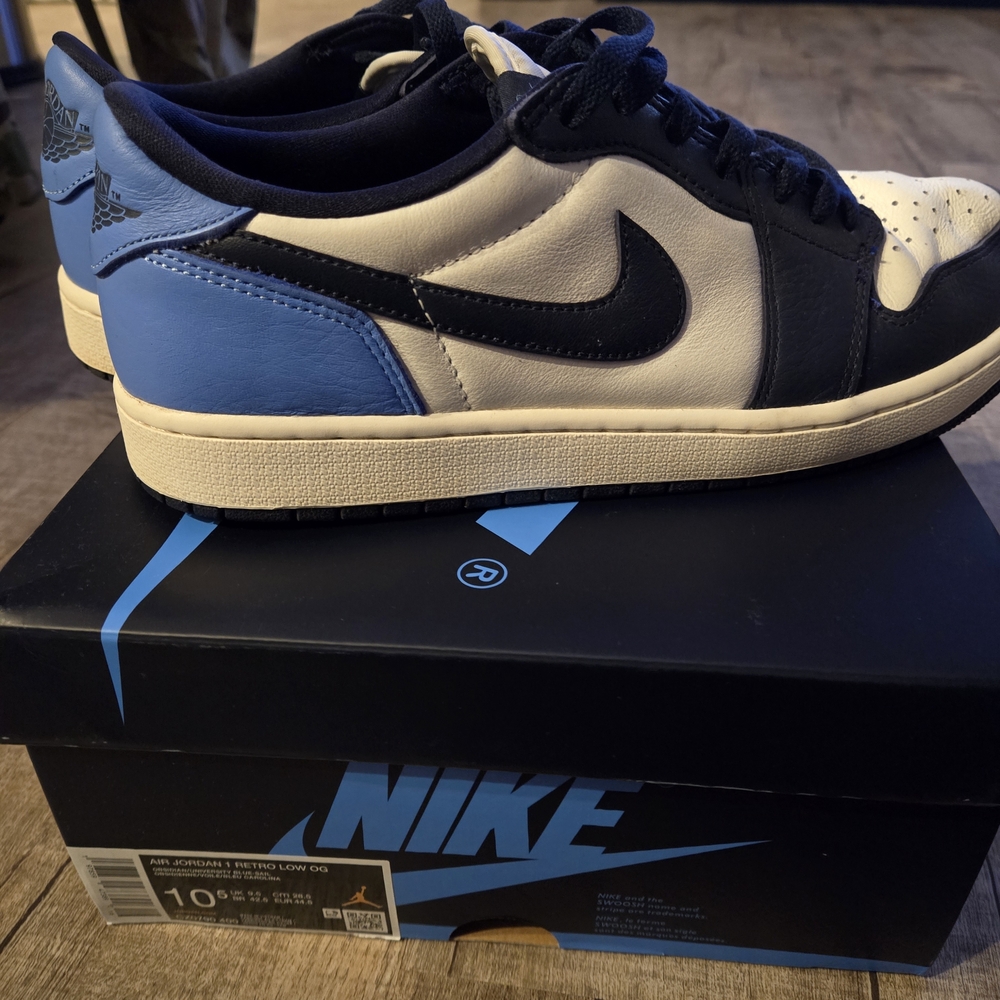 Nike Air Jordan 1 Retro Low OG Sneakers